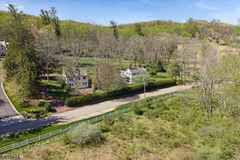 121 Mosle Road Mendham NJ 07931