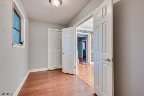 44 Lynwood Avenue Franklin NJ 08823
