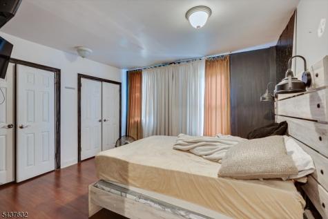 44 Lynwood Avenue Franklin NJ 08823