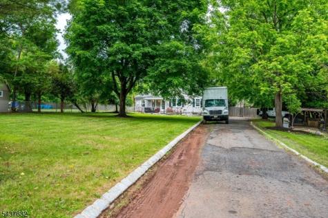 44 Lynwood Avenue Franklin NJ 08823