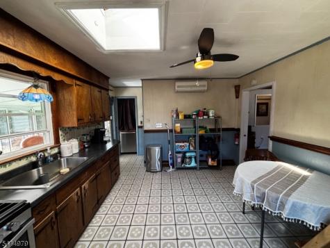 53 Carlton Avenue Ewing NJ 08618