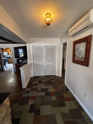 53 Carlton Avenue Ewing NJ 08618
