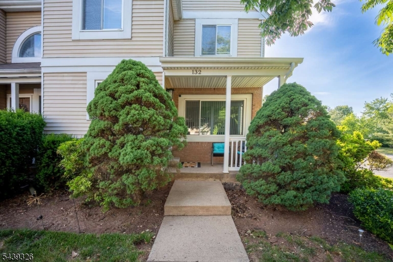 132 Longacre Court Hillsborough NJ 08844