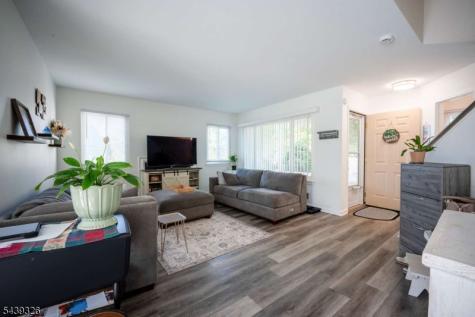132 Longacre Court Hillsborough NJ 08844