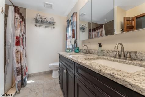 514 Lannon Lane Bethlehem NJ 08826