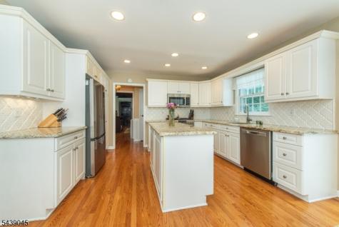 7 Natalie Drive West Caldwell NJ 07006