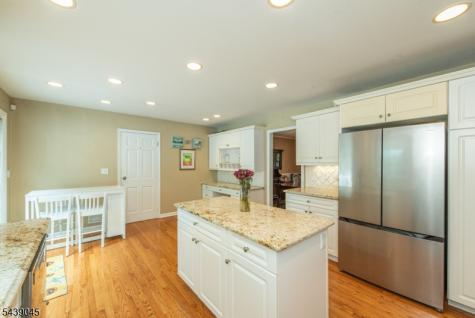 7 Natalie Drive West Caldwell NJ 07006