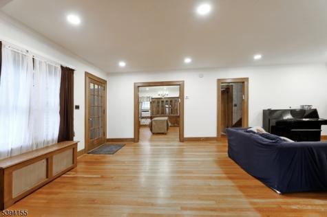 14 Laurel Avenue Clifton NJ 07012