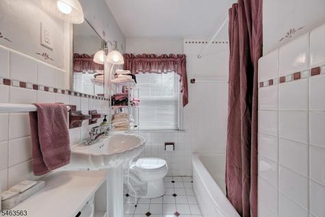 67 Harrison Street Verona NJ 07044