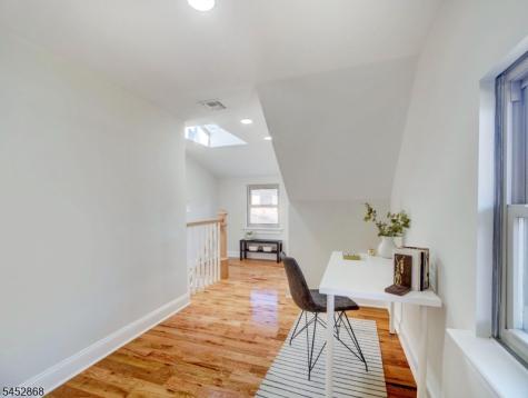 156 W Lincoln Avenue Roselle Park NJ 07204
