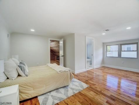 156 W Lincoln Avenue Roselle Park NJ 07204