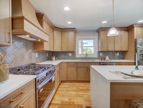 156 W Lincoln Avenue Roselle Park NJ 07204
