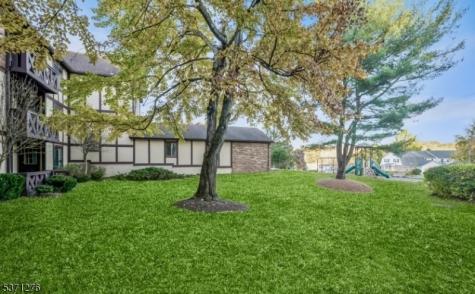 22 Canterbury Road Chatham NJ 07928