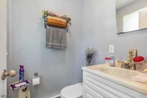 1 Edgar Avenue Green Brook NJ 08812