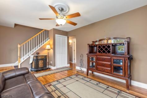 1 Edgar Avenue Green Brook NJ 08812