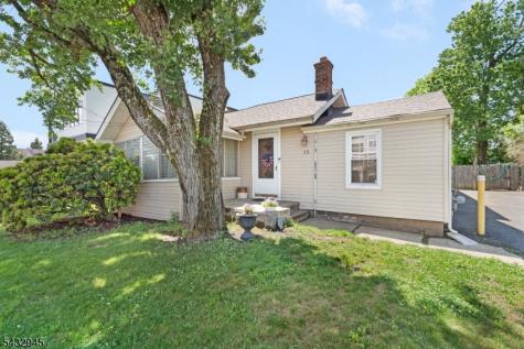 15 Volker Lane Livingston NJ 07039