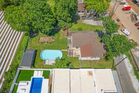 15 Volker Lane Livingston NJ 07039