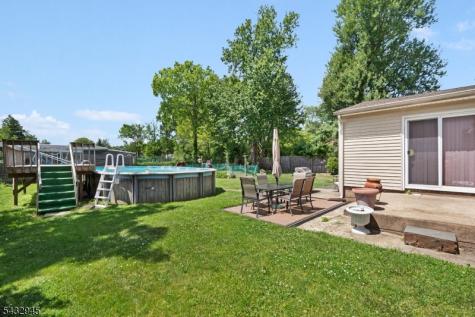 15 Volker Lane Livingston NJ 07039