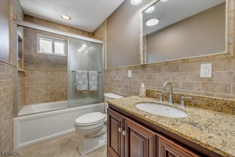 7 Beekmeer Place Mount Olive NJ 07836