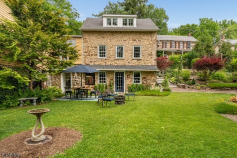 152 Route 627 Pohatcong NJ 08865