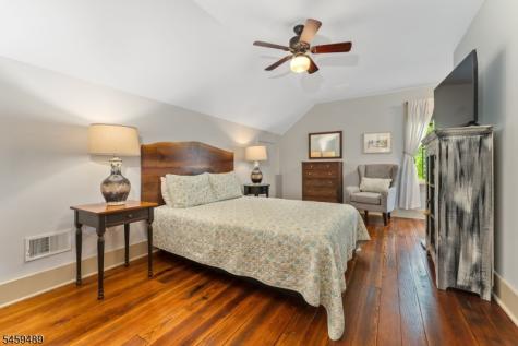 152 Route 627 Pohatcong NJ 08865