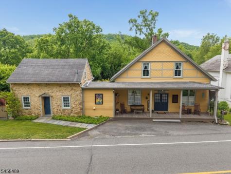 152 Route 627 Pohatcong NJ 08865