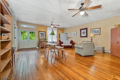 152 Route 627 Pohatcong NJ 08865