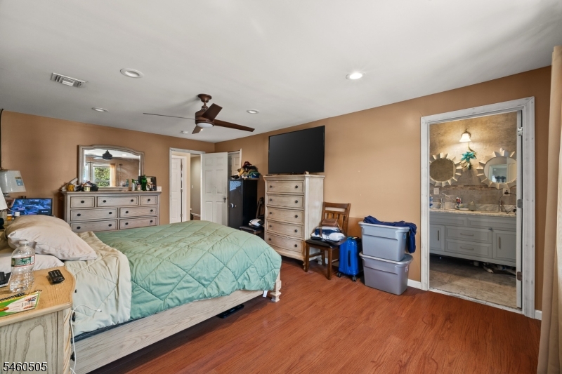 39 Richmond Avenue Paterson NJ 07502