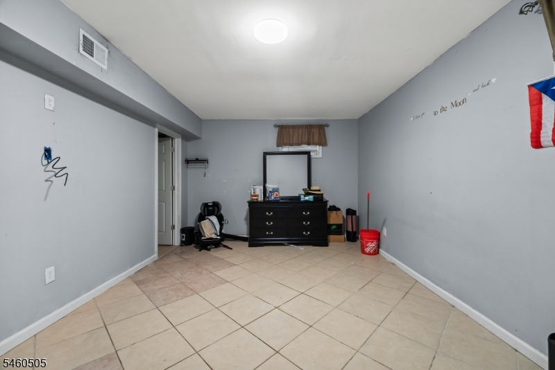 39 Richmond Avenue Paterson NJ 07502