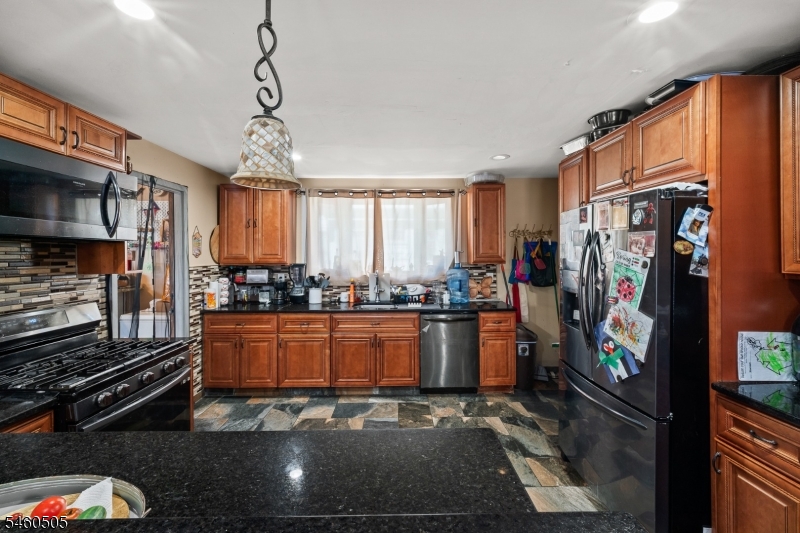 39 Richmond Avenue Paterson NJ 07502