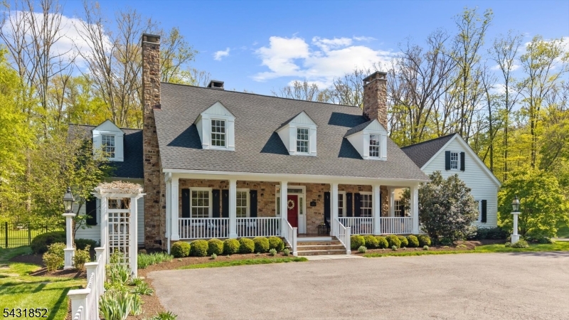 24 Water Street Tewksbury NJ 08833