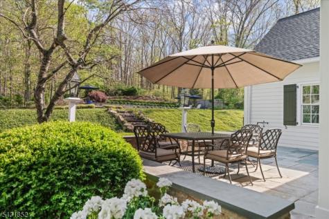 24 Water Street Tewksbury NJ 08833