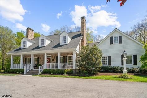 24 Water Street Tewksbury NJ 08833