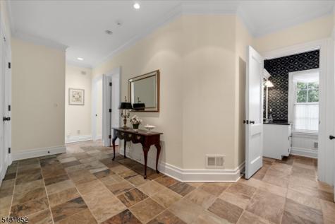 24 Water Street Tewksbury NJ 08833