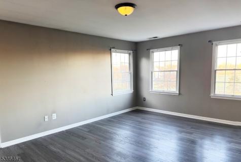 15 Opdyke Road Kingwood NJ 08825