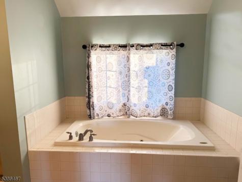 15 Opdyke Road Kingwood NJ 08825
