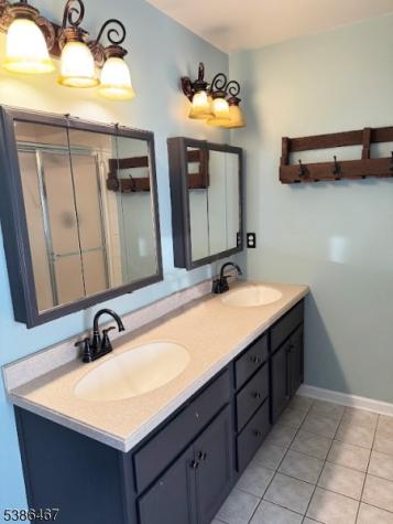 15 Opdyke Road Kingwood NJ 08825