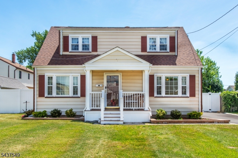 146 Giles Avenue Middlesex NJ 08846