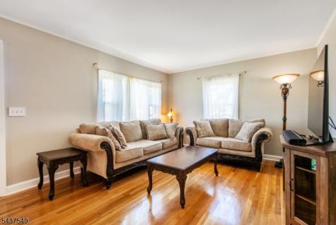 146 Giles Avenue Middlesex NJ 08846