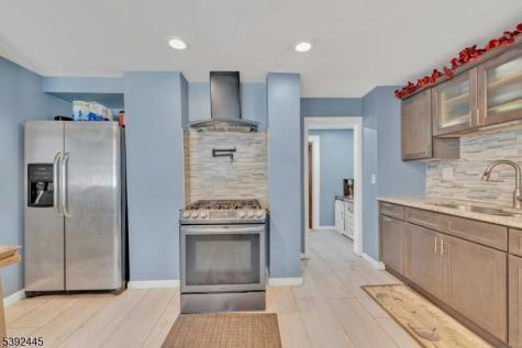 608 Springdale Avenue East Orange NJ 07017