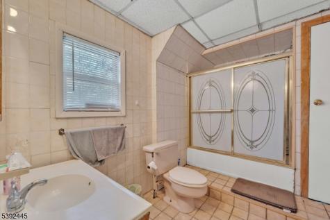 608 Springdale Avenue East Orange NJ 07017