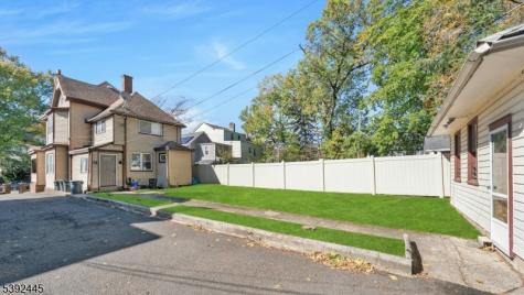 608 Springdale Avenue East Orange NJ 07017