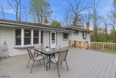 86 Kennedy Road Green NJ 07821