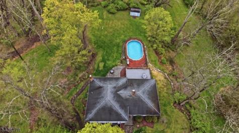 86 Kennedy Road Green NJ 07821