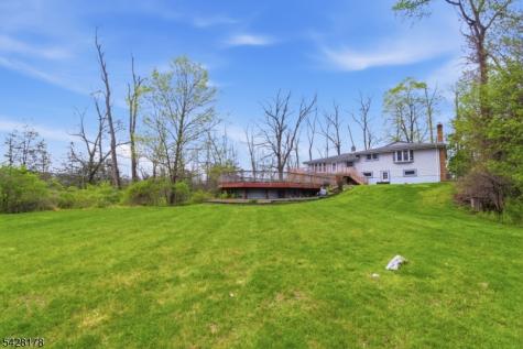 86 Kennedy Road Green NJ 07821