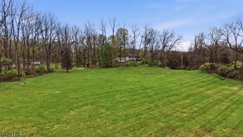 86 Kennedy Road Green NJ 07821