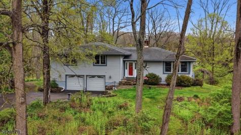 86 Kennedy Road Green NJ 07821