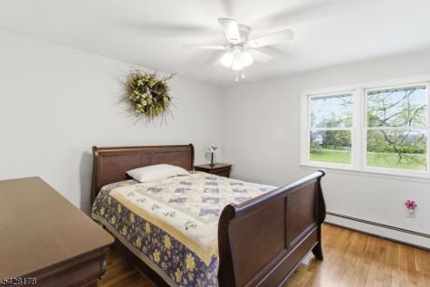 86 Kennedy Road Green NJ 07821