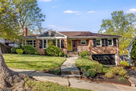 29 Bradford Avenue West Orange NJ 07052
