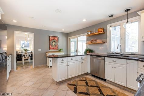 29 Bradford Avenue West Orange NJ 07052